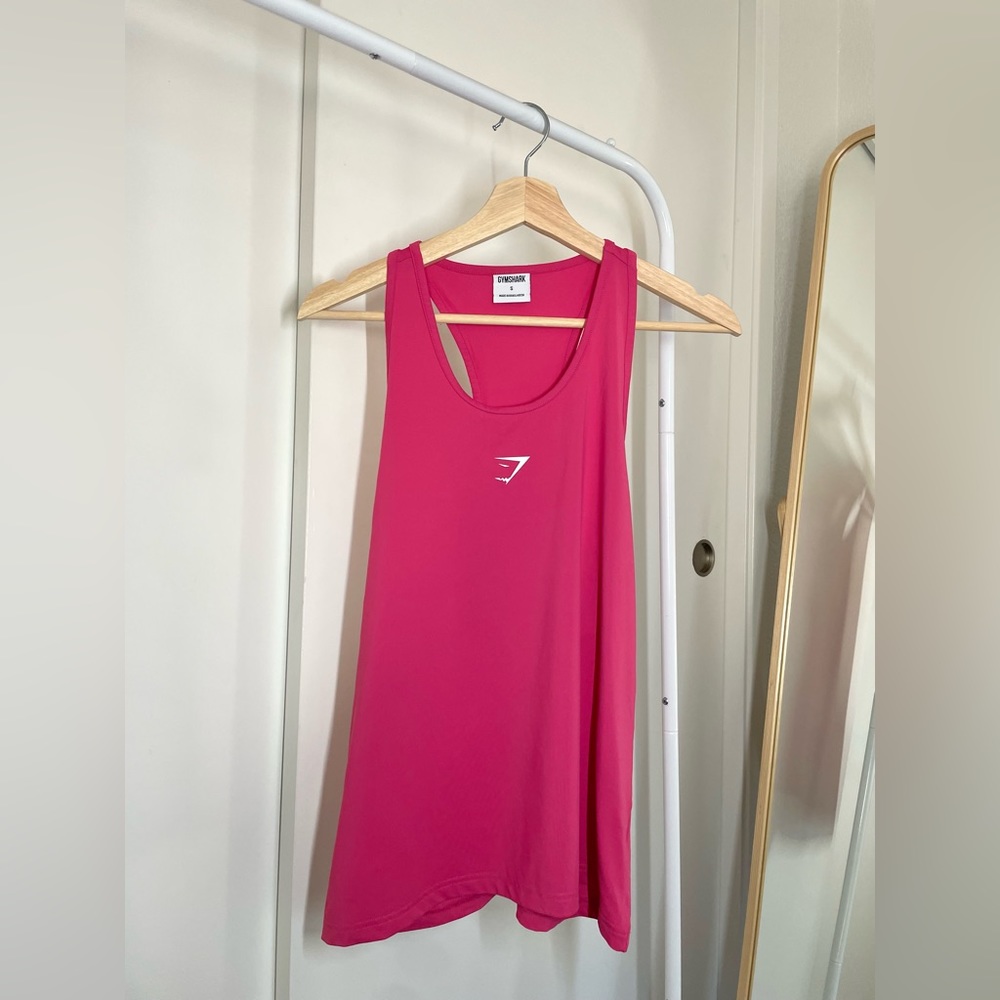 Gymshark Tank Top ---Hot Pink